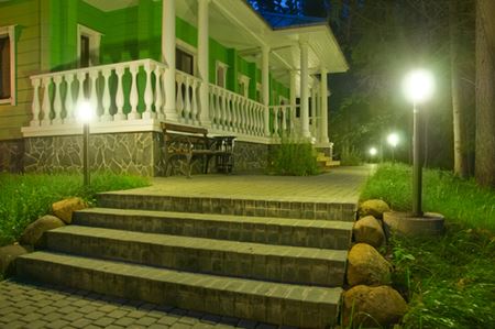 Don’t Forget the Landscape Lighting for your New Jersey Home!